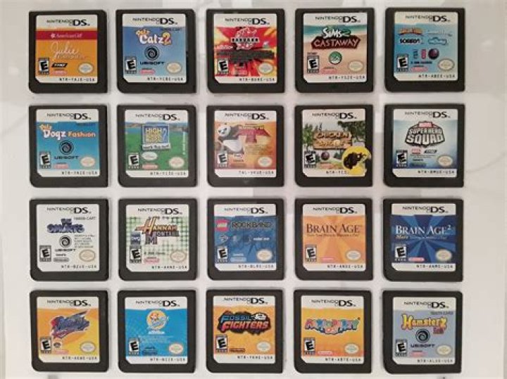 How can I back up a saved game on Nintendo DS?