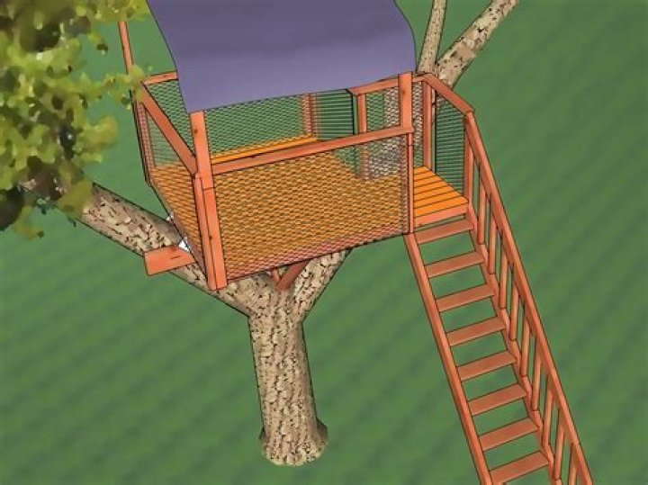 How can I make a treehouse that spiders can't get into?