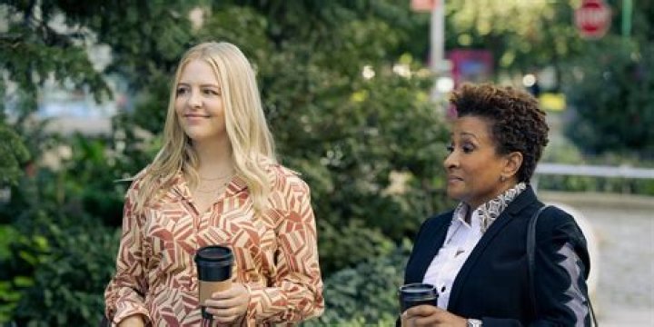Review: The Other Two, "Cary Pays Off His Student Loans"